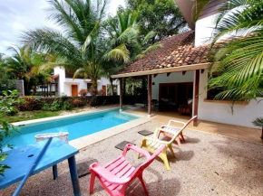 Beach house between Tamarindo and Avellanas